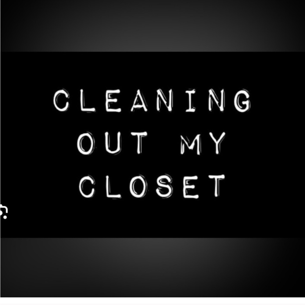 👜CLOSET CLEANOUT!